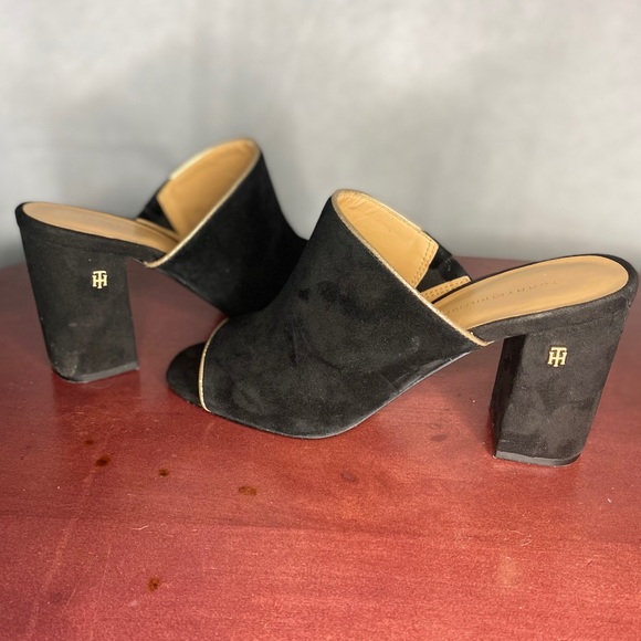 👠 Tommy Hilfiger Block Heeled Sandals - Picture 5 of 8